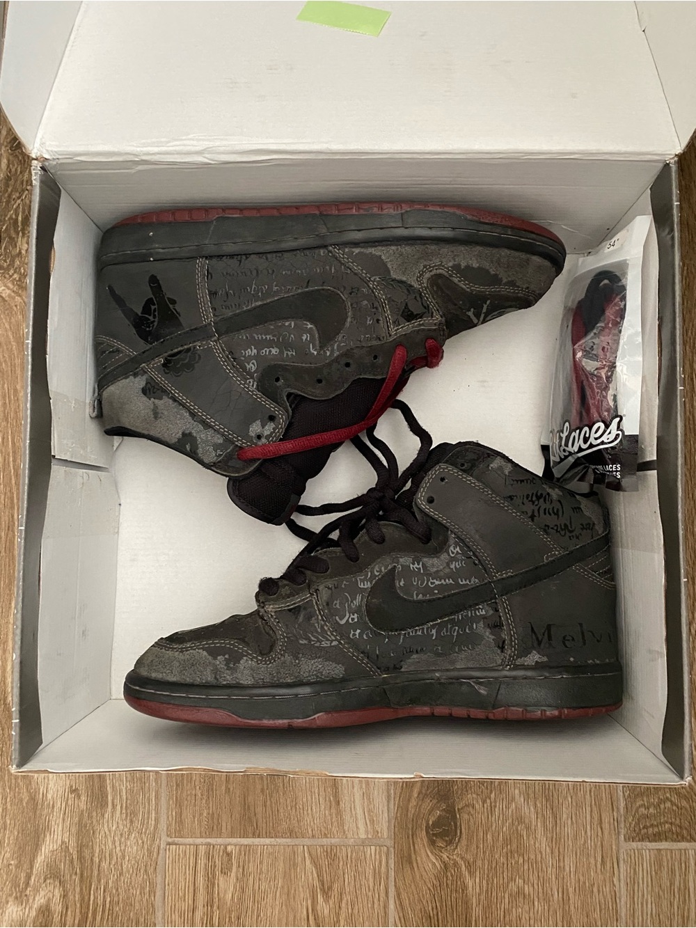 Nike SB Melvins